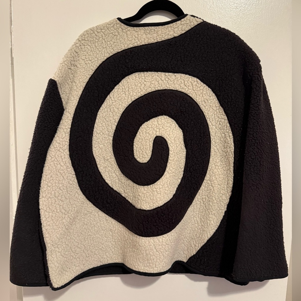 Gronkulle Black and White Spiral Sherpa Sweater